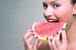 吃伊丽莎白瓜咽喉不舒服,揭秘夏日美食隐患  第3张