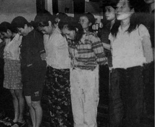 严打时期吃瓜,吃瓜群众的见证与反思