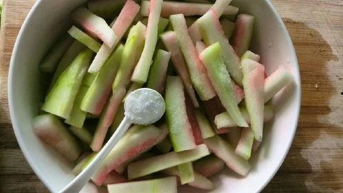 文明吃瓜不扔瓜皮,绿色生活——拒绝瓜皮污染,共建美好家园 第1张 文明吃瓜不扔瓜皮,绿色生活——拒绝瓜皮污染,共建美好家园 第1张