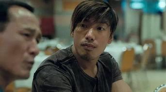 乌鸦吃瓜的视频,智慧食趣一幕  第2张