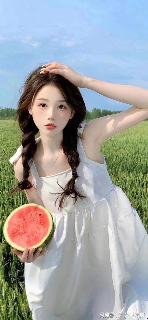 麦田里吃瓜,探寻乡村田园的悠闲时光  第3张