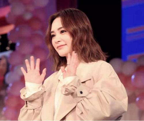 带女明星吃瓜,女明星与神秘美食的瓜界风云  第3张