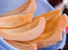吃哈密瓜淋,探索传统美食新吃法