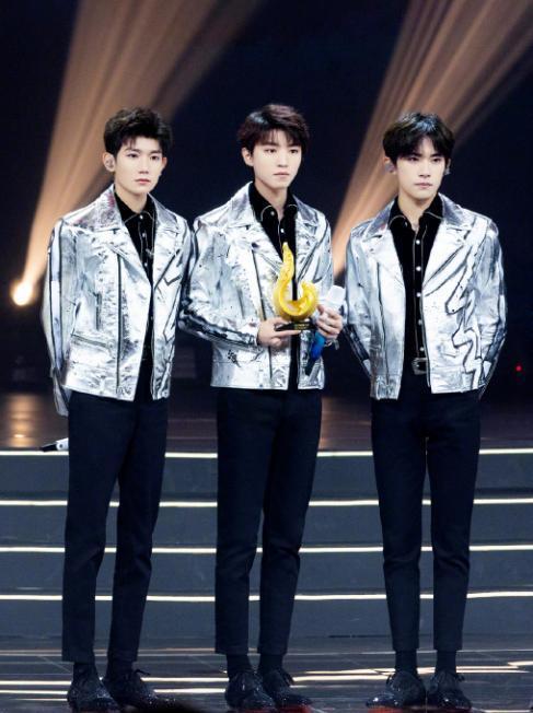 tfboys吃瓜,揭秘娱乐圈背后的真相