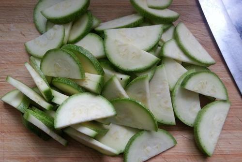 葫芦瓜芯可以吃吗,可食用之谜揭秘 第2张 葫芦瓜芯可以吃吗,可食用之谜揭秘 第2张