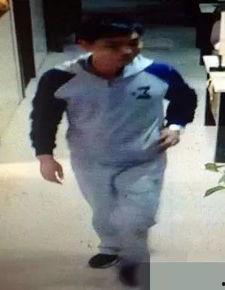 南昌交警吃瓜群众,网络围观下的执法争议与反思  第2张