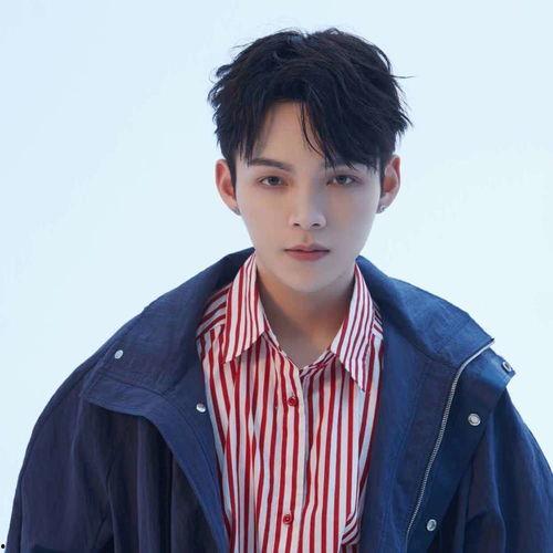 吃瓜魏哲鸣  第2张