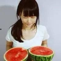 情侣头像欧美吃瓜,吃瓜看世界,甜蜜中带点幽默 第3张 情侣头像欧美吃瓜,吃瓜看世界,甜蜜中带点幽默 第3张